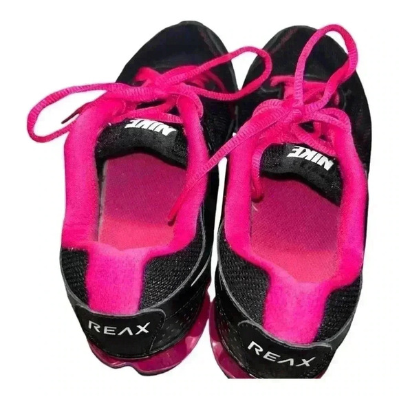 Nike Reax Run 7 Low Black Size 8.5 Black & Pink - Picture 6 of 11
